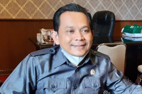Herman A.Md. anggota fraksi Partai Gerindra DPRD Kota Mataram
