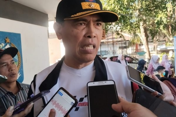 Kepala dinas Kominfotik NTB Yusron Hadi