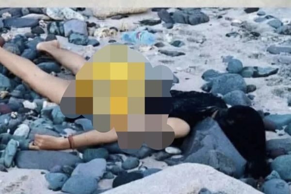 Dua korban inisial MV dan RA saat ditemukan masyarakat di Pantai Nipah Lombok Utara. (foto kicknews.today/ist)