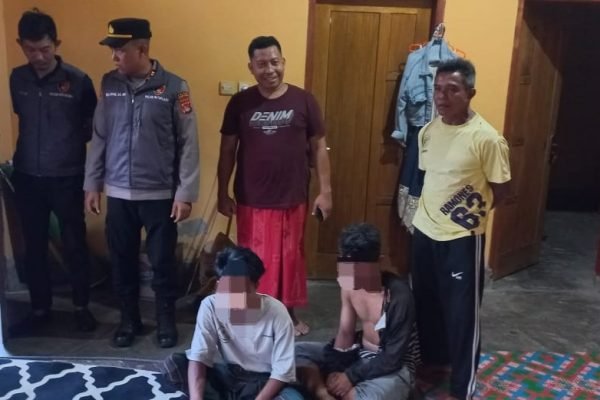 Dua terduga pelaku pencurian gas elpiji diamankan petugas di Lombok Tengah.