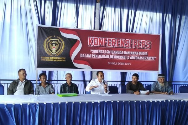 Konferensi pers sinergi LSM Garuda kasus sengketa lahan. sumber foto:Ist