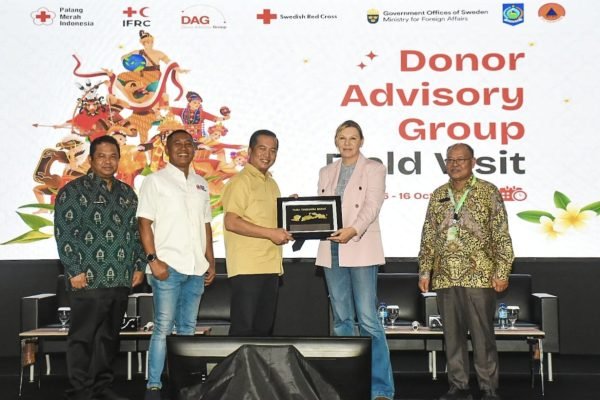 kunjungan kehormatan International Federation of Red Cross and Red Crescent Societies (IFRC) bersama Donor Advisory Group (DAG) di Kantor Pusat Bank NTB Syariah di Mataram 16/10/2025. (foto kicknews.today/biroadpim)