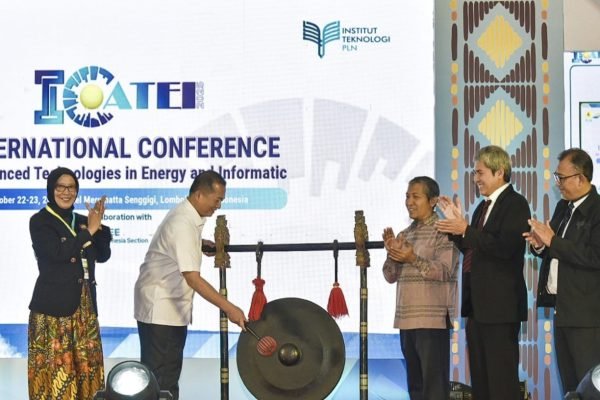 Pembukaan International Conference on Advanced Technologies in Energy and Informatics (ICATEI) 2025 di Senggigi, Lombok Barat. (foto kicknews.today/ist)