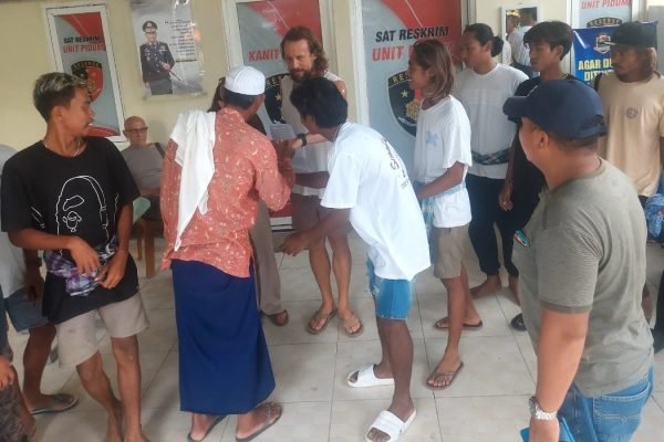 Kasus penganiayaan WNA Amerika oleh sejumlah pemuda di Lombok Tengah berakhir damai.
