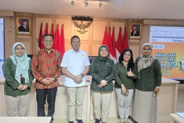 Bupati Lombok Timur, H, Haerul Warisin dan Sekda, H.M Juaini Taofik saat berkunjung ke Kementerian ATR/BPN. Foto: Dok. Pemda