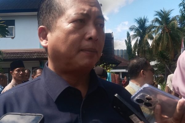 Gubernur NTB, Dr H Lalu Muhamad Iqbal (foto kicknews.today/ist)