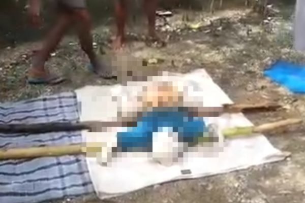 Saat korban pertama kali ditemukan di perairan Sumbawa. Foto. Ist