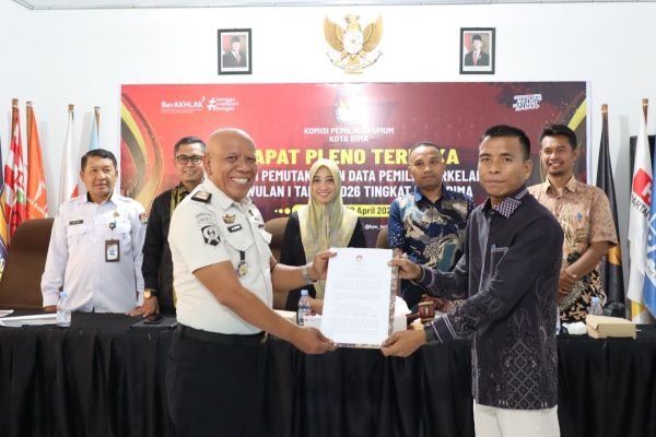 Rapat Pleno Terbuka PDPB Triwulan I Tahun 2026 di KPU Kota Bima, Kamis (2/4/2026).