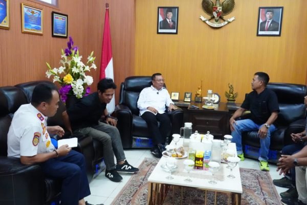 Wali Kota Bima, H. A. Rahman H. Abidin, SE., menerima silaturahim dan audiensi DPC ORGANDA Kota Bima di ruang kerjanya, Rabu (6/5/2026).