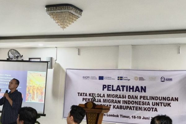 Pelatihan tata kelola migrasi berlangsung di Hotel Syariah Lombok Timur. Foto. Ist