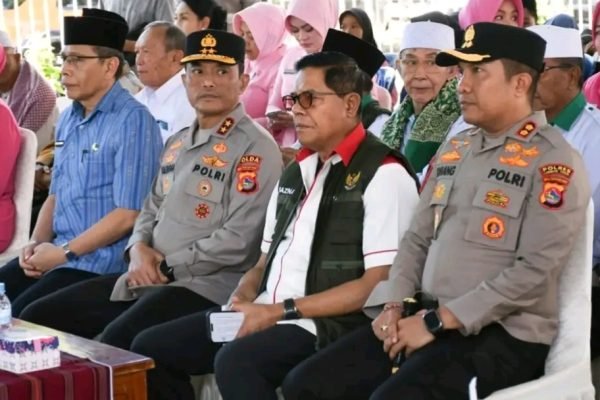 Wakil Bupati Lombok Timur, H. Moh. Edwin Hadiwijaya, Kapolres Lotim, Bupati dan Kapolda NTB. Foto. Dok. Pemda