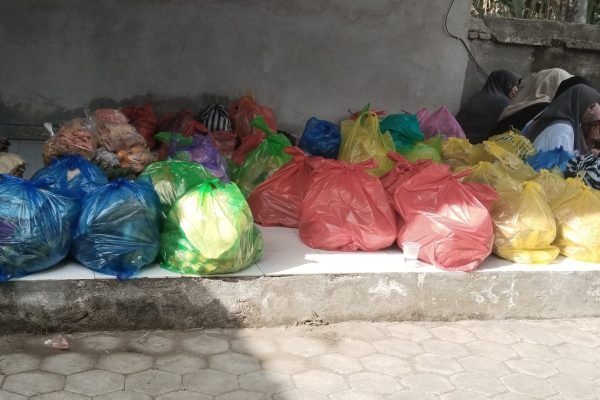 Maulid di Desa Kuripan Timur Lombok Barat.