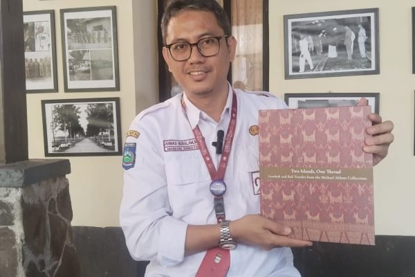 Kepala Museum NTB Ahmad Nur Alam (foto kicknews.today/wn)