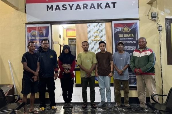 Nur Amalia dijemput pihak keluarga di Polsek Manggelewa Dompu.
