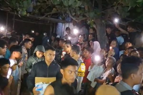 Penggerebekan terduga pengedar narkoba di wilayah Tanjung Luar Lombok Timur. Foto. Ist