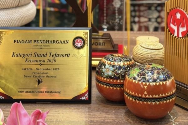 Hasil kerajinan cukli Lombok NTB (foto kicknews.today/adpim)