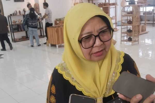 Ketua DPRD NTB Baiq Isvie Rupaeda (foto kicknews.today/wn)