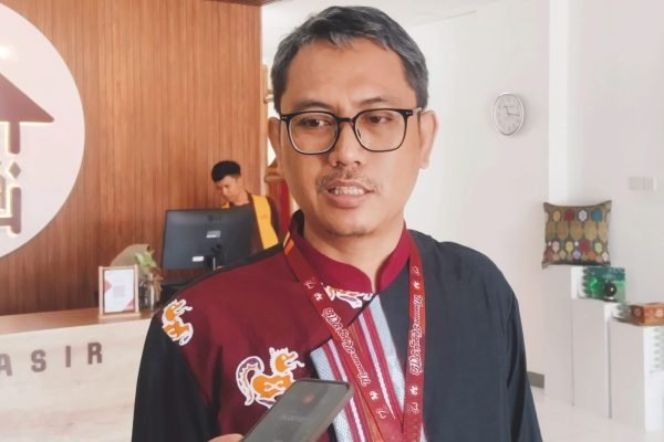 Kepala Museum Negeri NTB Ahmad Nur Alam (foto kicknews.today/wn)