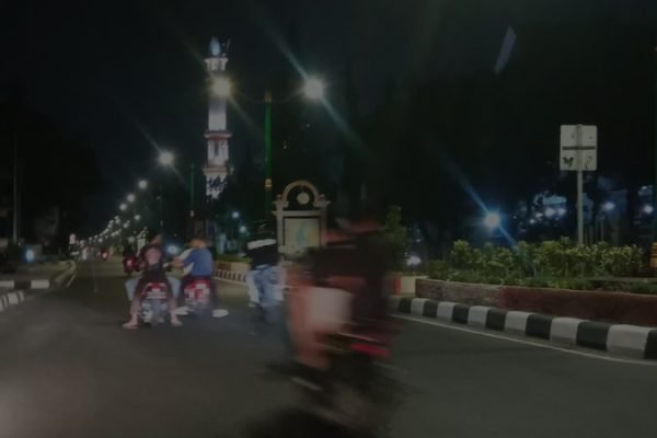 Ilustrasi jalan di Kota Mataram