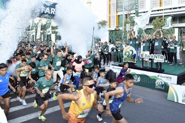 Ribuan pelari ikuti RIMO RUN 2026 dalam rangka HUT ke-62 Bank NTB Syariah
