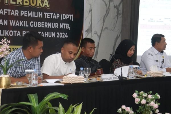 KPU Kota Bima menggelar Rapat Pleno Terbuka Penetapan Daftar Pemilih Tetap untuk pemilihan Gubernur dan Wakil Gubernur NTB serta Walikota dan Wakil Walikota Bima Tahun 2024, Kamis (19/9/2024).