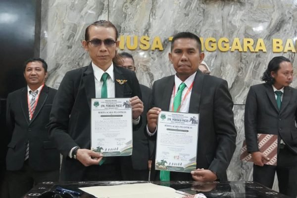 Ketua FN Pordasi Pacu NTB dan Ketua FN Pordasi Pacu Kota Bima, Fadlin S.Sos (kanan).